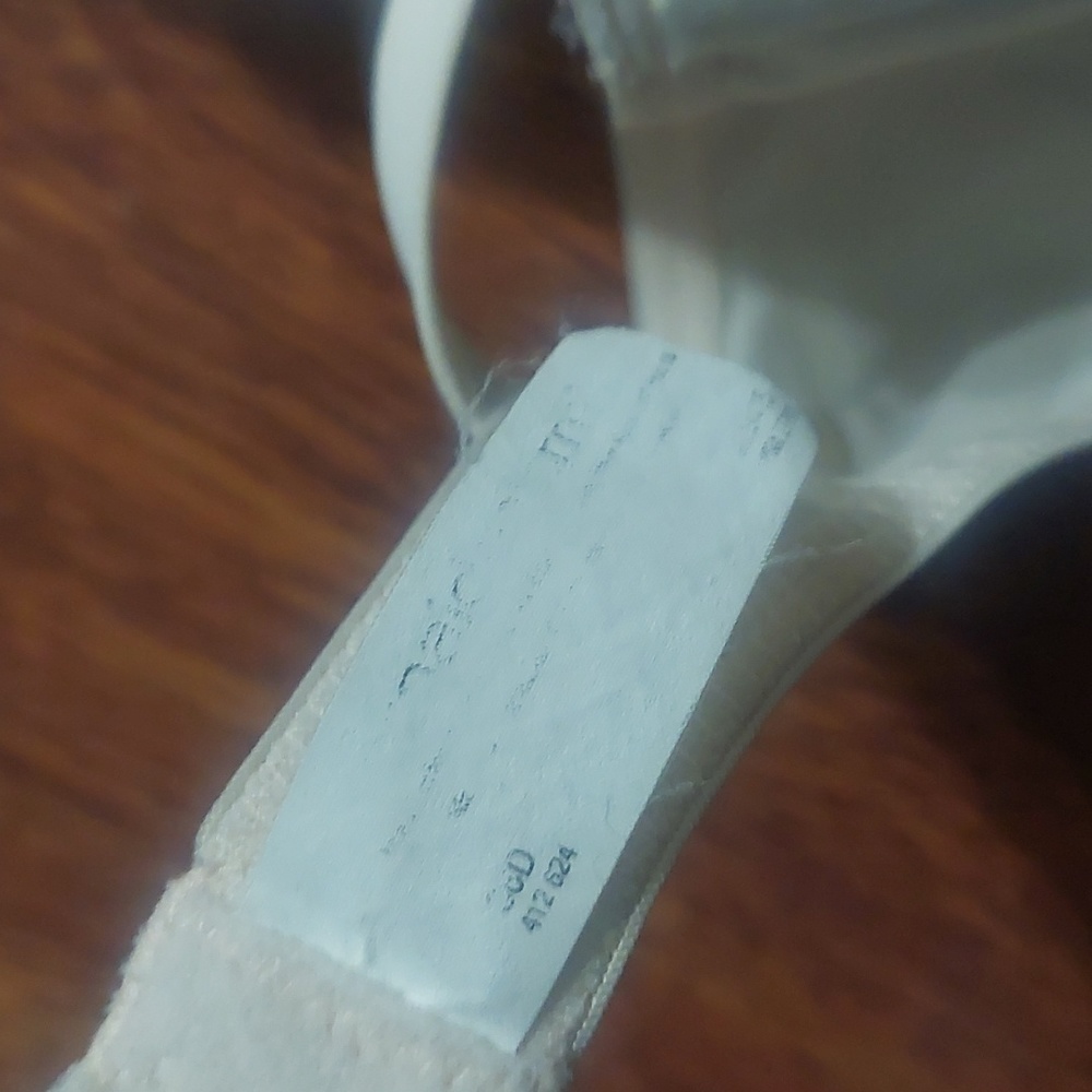 Bra - Picture 6 of 6